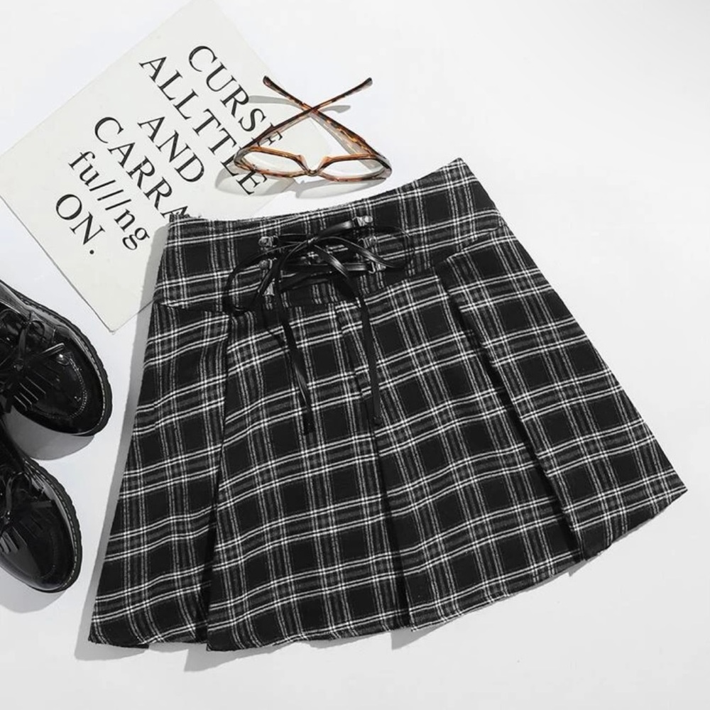Plaid Lace-Up Front Pleated Mini Skirt